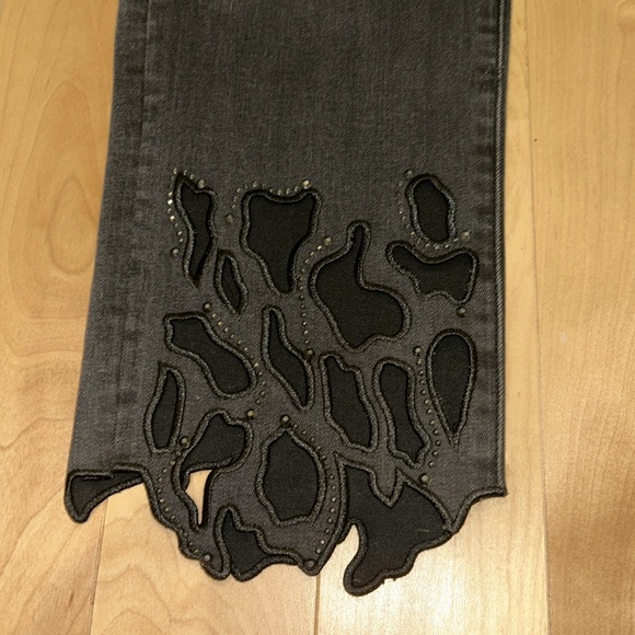 Brand new Joseph Ribkoff jeans size 10 - Picture 4 of 5